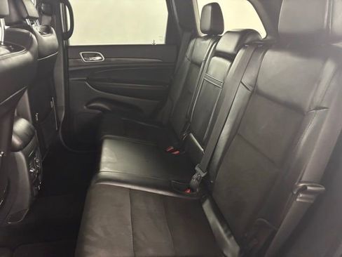 Used 2022 Jeep Grand Cherokee Laredo X RWD image 12
