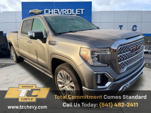 Used 2022 GMC Sierra 1500 Denali w/ Denali Reserve Package image 4