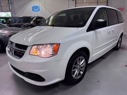 Used 2017 Dodge Grand Caravan SE w/ Power Window Group FWD image 7
