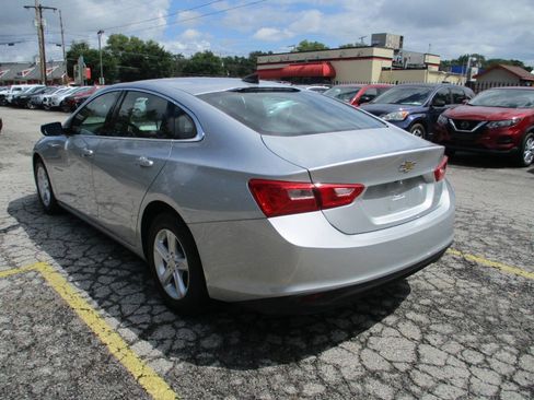 Used 2020 Chevrolet Malibu LS w/ LPO, Convenience Package 1 FWD image 2