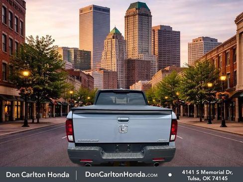 Used 2023 Honda Ridgeline Black Edition image 5