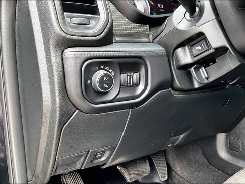 Used 2021 RAM 2500 Limited w/ Night Edition AWD/4WD image 37