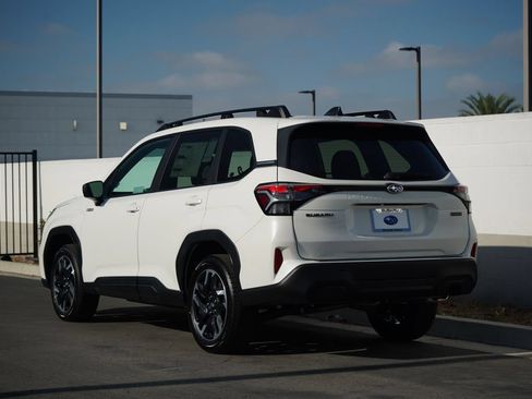 New 2026 Subaru Forester Premium AWD/4WD image 4