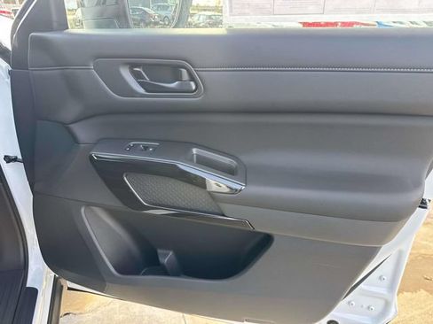 New 2026 Nissan Pathfinder SV FWD image 16