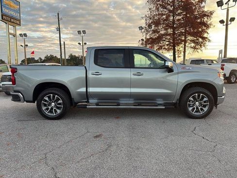 New 2026 Chevrolet Silverado 1500 LT w/ Z71 Off-Road Package image 8
