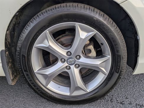 Used 2009 Toyota Venza image 12