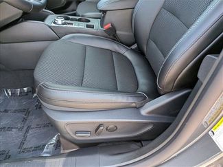 New 2026 Ford Escape SE video 4