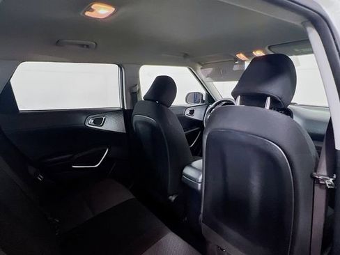 Used 2020 Kia Soul LX FWD image 22