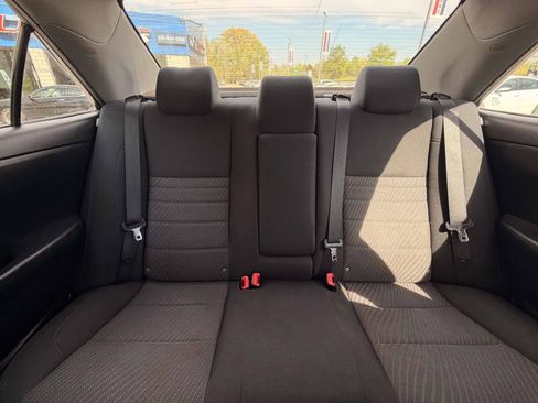 Used 2017 Toyota Camry LE FWD image 15