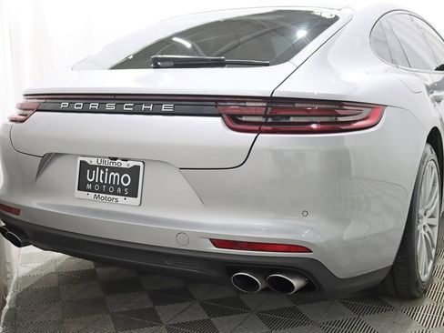 Used 2017 Porsche Panamera 4S AWD/4WD image 12