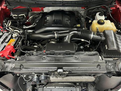 Used 2012 Ford F150 XLT w/ XLT Chrome Pkg image 15