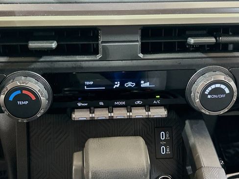 Used 2025 Toyota Tacoma SR5 RWD image 13