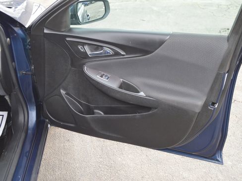 Used 2022 Chevrolet Malibu LT image 19