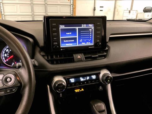 Used 2020 Toyota RAV4 XLE w/ Convenience Package AWD/4WD image 6