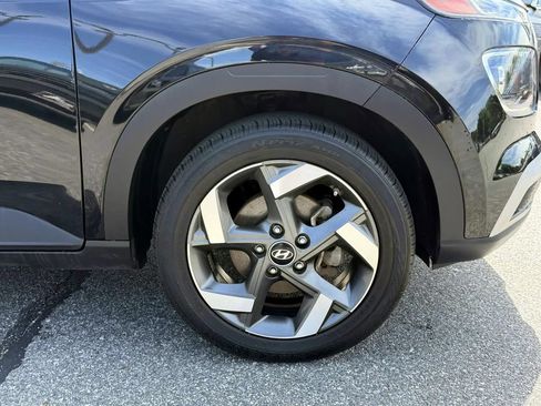 Certified 2023 Hyundai Venue SEL w/ Cargo Package FWD image 9