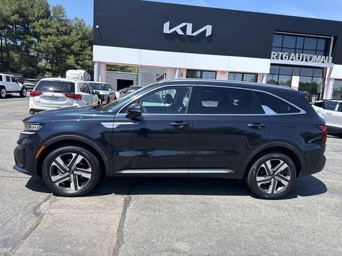 Used 2023 Kia Sorento EX AWD/4WD image 2