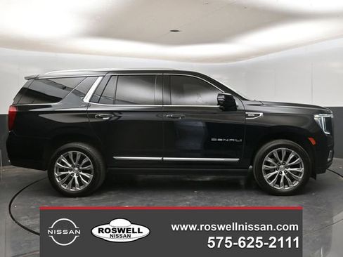 Used 2021 GMC Yukon Denali w/ Denali Premium Package AWD/4WD image 1