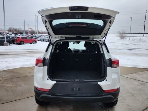 Used 2023 Chevrolet TrailBlazer LS image 14