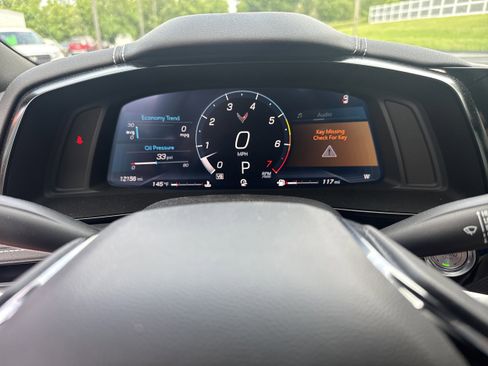 Used 2020 Chevrolet Corvette Stingray Convertible w/ 1LT RWD image 21