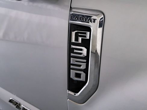 Used 2018 Ford F350 Lariat w/ Lariat Ultimate Package AWD/4WD image 44