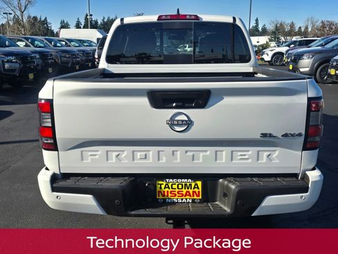 Certified 2024 Nissan Frontier SL w/ Technology Package image 4