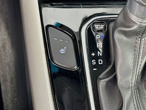Used 2018 Hyundai Ioniq Limited w/ Limited Ultimate Package 03 FWD image 20