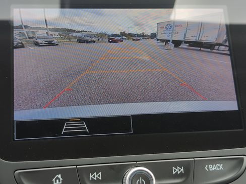 Used 2025 Chevrolet Malibu LT image 25