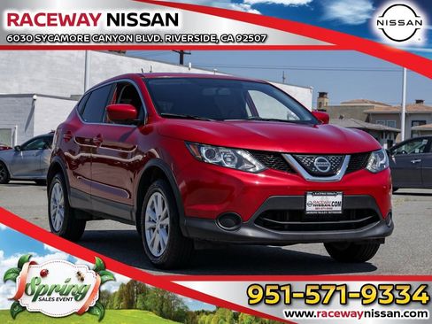 Used 2018 Nissan Rogue Sport S w/ S Appearance Package FWD image 1