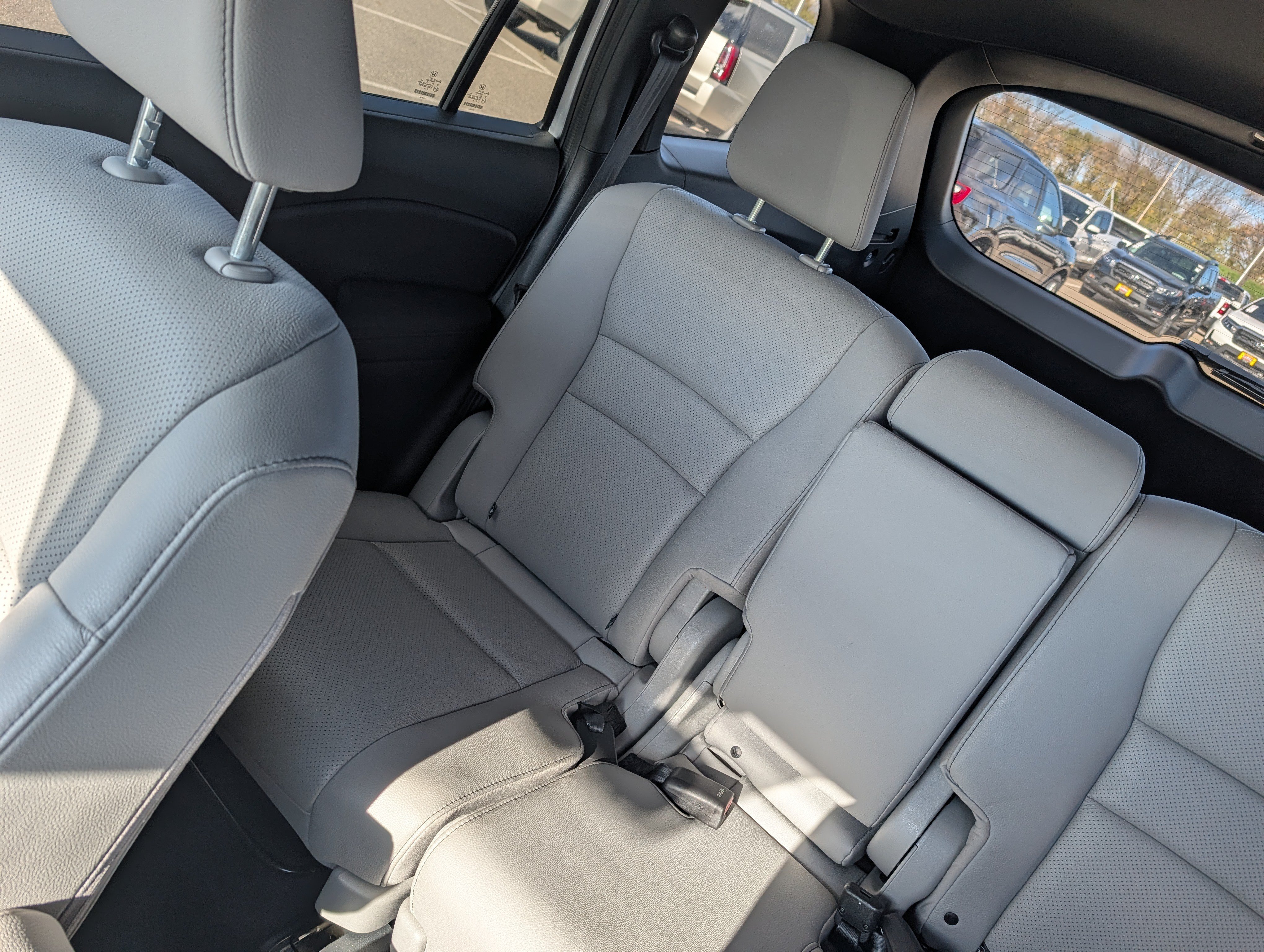 Used 2023 Honda Passport EX-L image 12