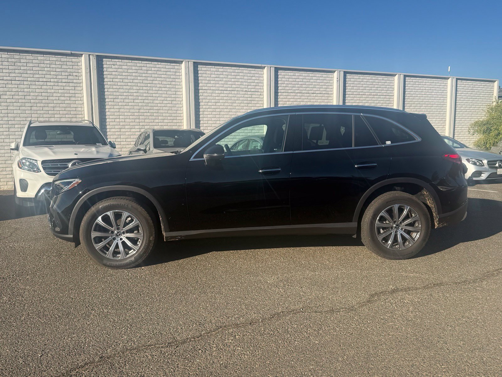 Used 2026 Mercedes-Benz GLC 300 image 2