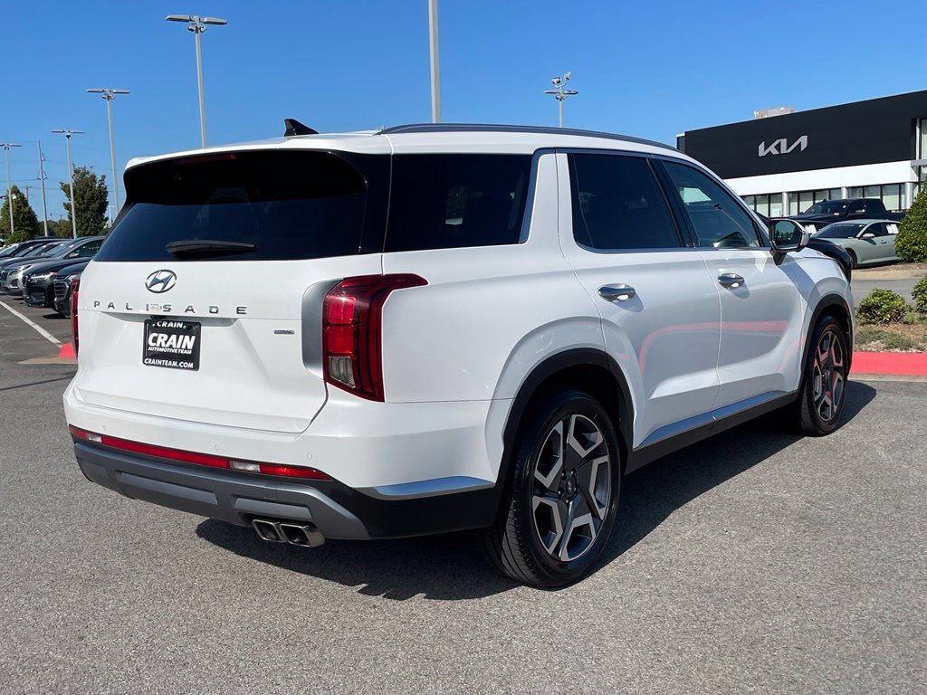 Used 2024 Hyundai Palisade Limited AWD/4WD image 8