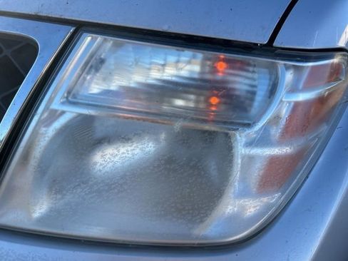 Used 2011 Nissan Pathfinder SV image 10