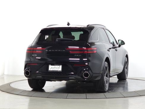 Used 2025 Genesis GV70 3.5T Sport w/ Sport Advanced Package AWD/4WD image 13