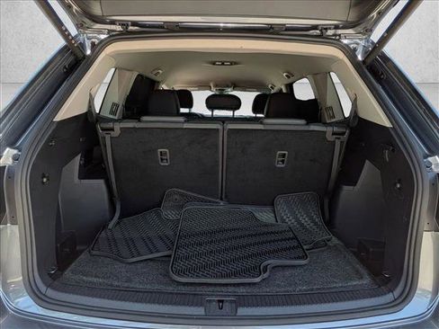 Used 2024 Volkswagen Atlas SE FWD image 5