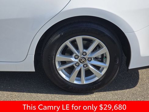 Used 2026 Toyota Camry LE w/ Convenience Package FWD image 38