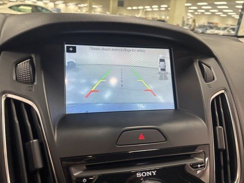 Used 2018 Ford Focus Titanium image 23