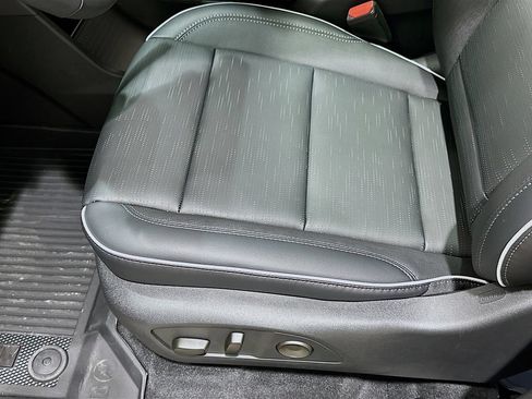 New 2026 Buick Enclave Sport Touring w/ Power Package FWD image 20