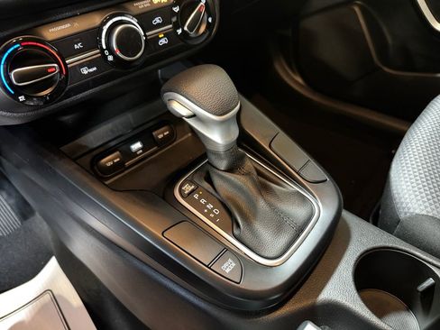 Certified 2023 Kia Soul LX w/ LX Technology Package FWD image 21