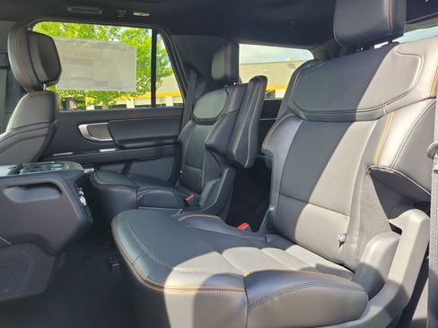 New 2026 Ford Expedition Tremor image 10