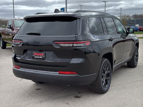 New 2026 Jeep Grand Cherokee L 4WD image 5