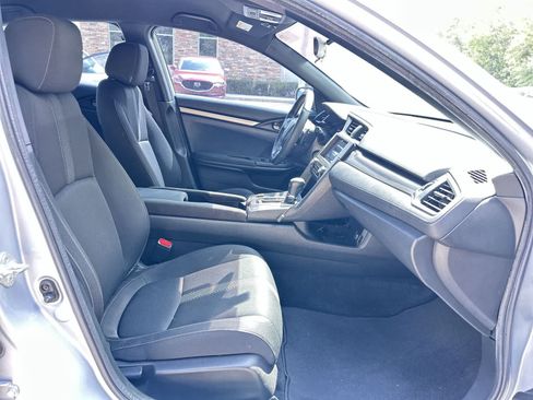Used 2018 Honda Civic Sport image 17