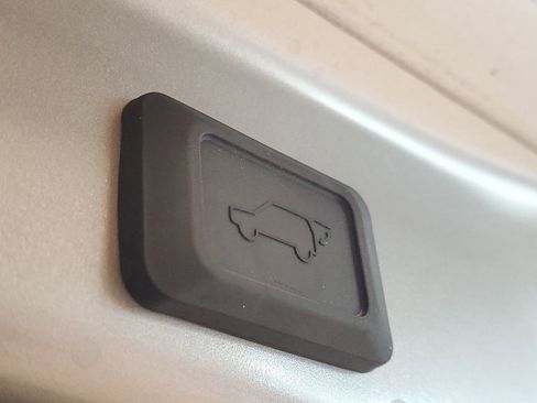 Used 2025 Toyota RAV4 XLE Premium w/ Weather Package image 10