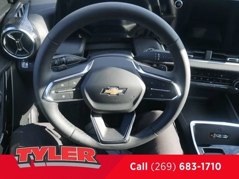 New 2026 Chevrolet Equinox LT w/ Convenience Package II AWD/4WD image 27