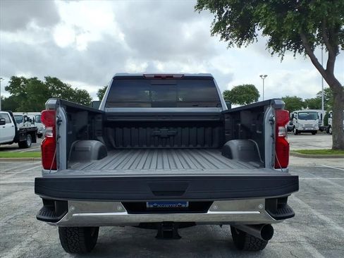 New 2026 Chevrolet Silverado 2500 LT w/ Safety Package AWD/4WD image 12