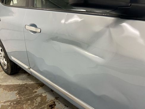 Used 2014 Nissan Rogue S image 31