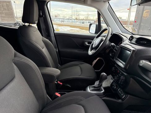 Used 2021 Jeep Renegade Sport image 37