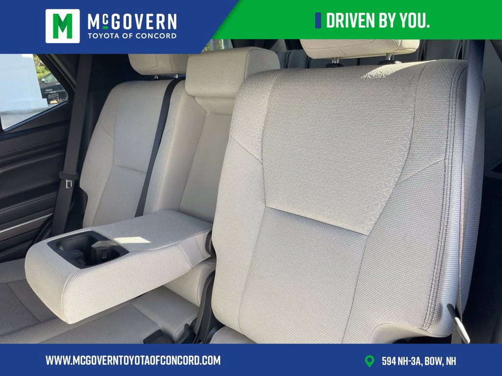 Used 2026 Toyota 4Runner SR5 AWD/4WD image 18