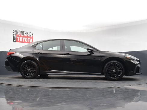 Used 2025 Toyota Camry SE FWD image 28