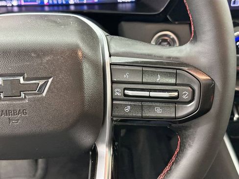 Used 2024 Chevrolet Colorado Z71 w/ Z71 Convenience Package 2 image 30