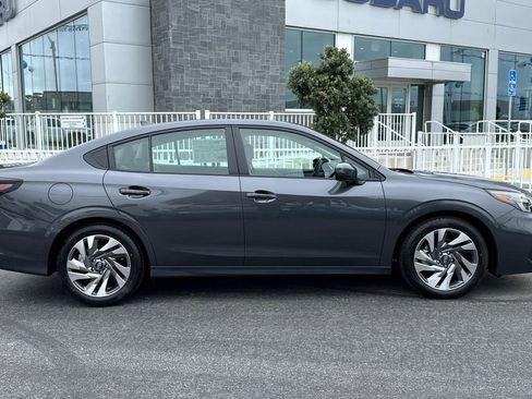 Used 2025 Subaru Legacy Limited image 3